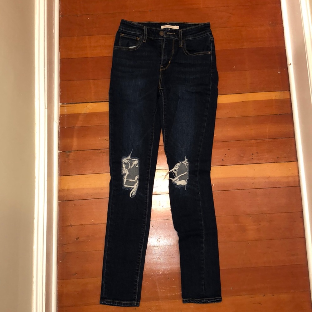 Low rise Levi jeans